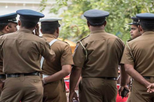 வவுனியாவில் வீட்டிற்குள் புகுந்து முதியவர் மீது தாக்குதல்: கத்தியைக் காட்டிப் பணம் பறிக்க மர்மநபர் முயற்சி!